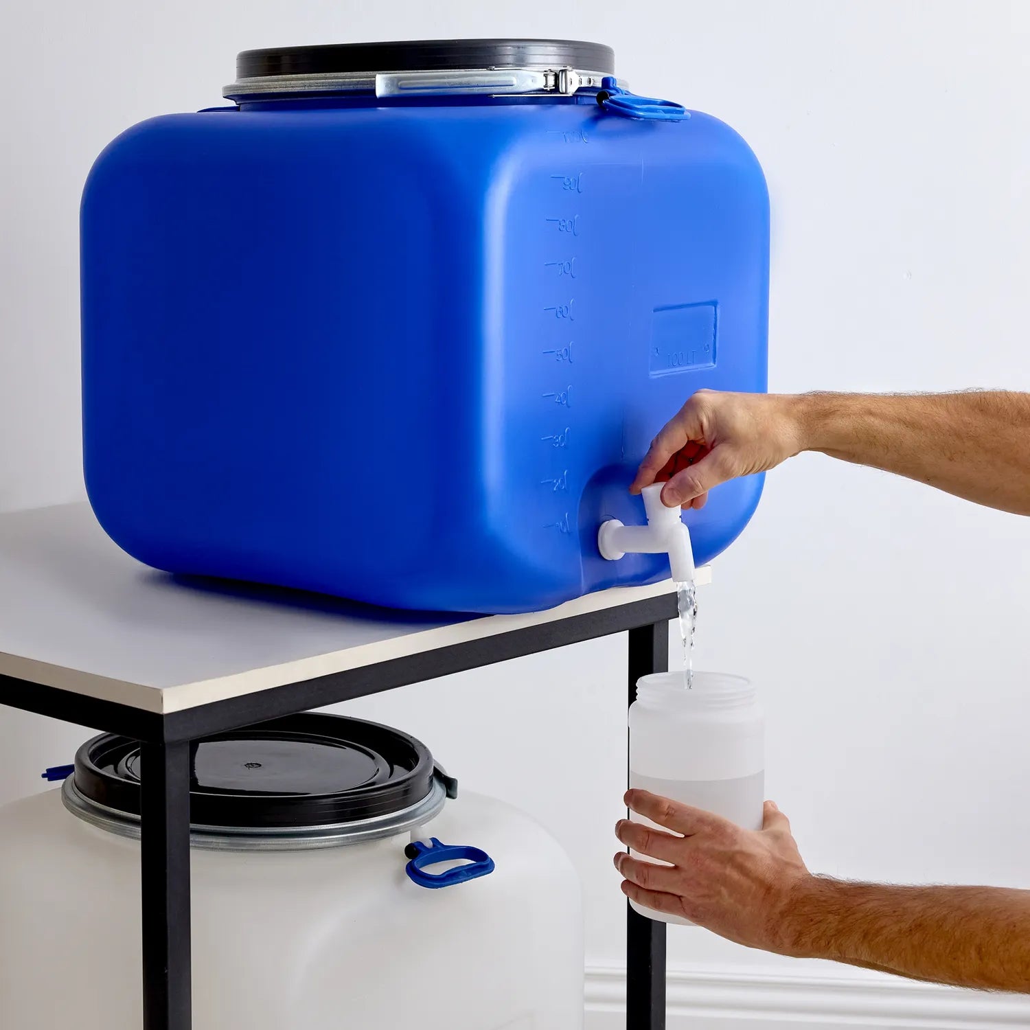 100L Weithalsfass mit Deckel Hahn quadratisch für Garten GD-0089